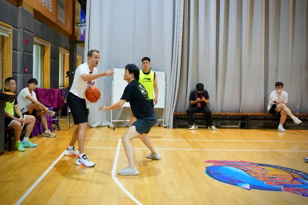 篮球战术训练分解法图解大全_0